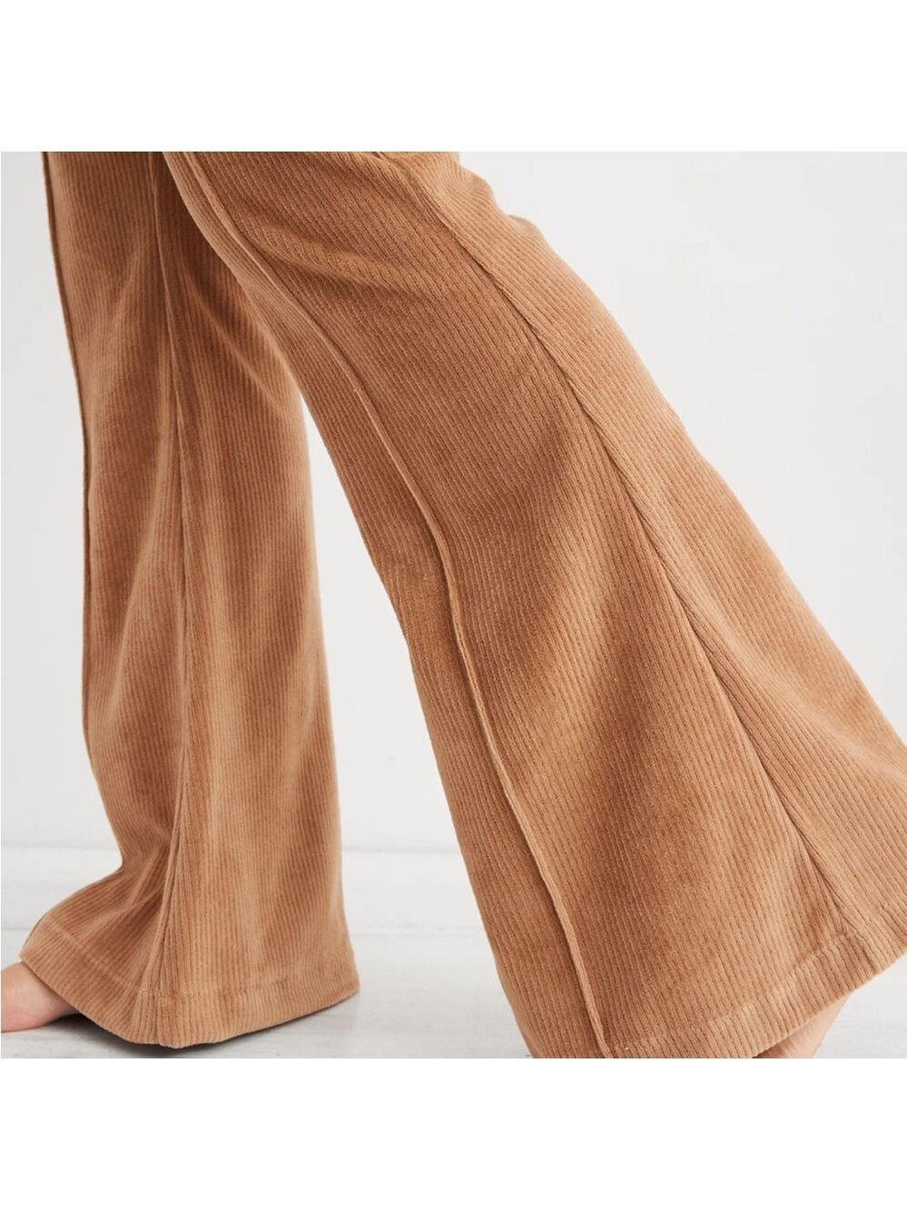 Aerie Groove on Ribbed Velour Flare Pants Size S